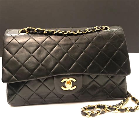 klassieke chanel tas 2.55|chanel 2.55 flap.